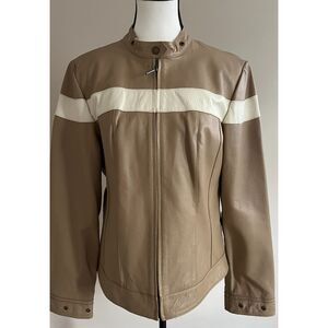 Vintage Bradley Bayou women's leather jacket. Size M.